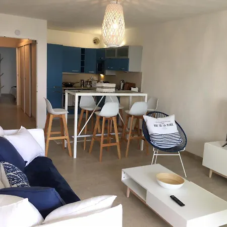 Plage Le Grand Large Apartment *
